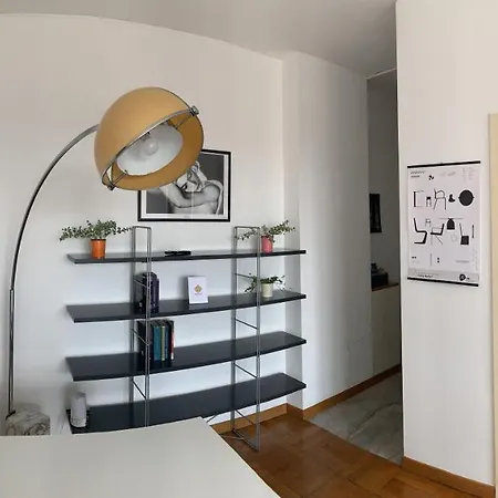Monolocale Con Vista Su Milano Apartment Exterior photo