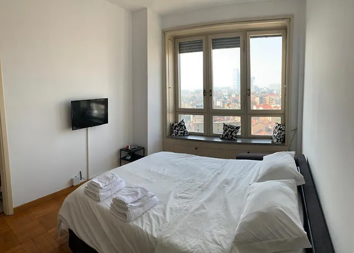 Monolocale Con Vista Su Milano